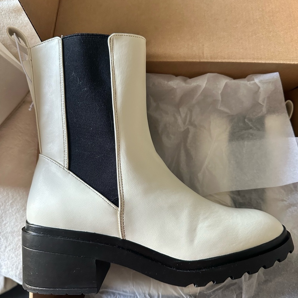 Chelsea Chunky Sole Boots